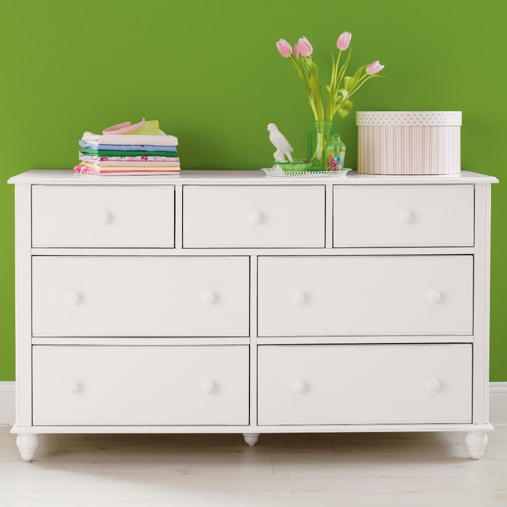 7-Drawer Jenny Lind Dresser