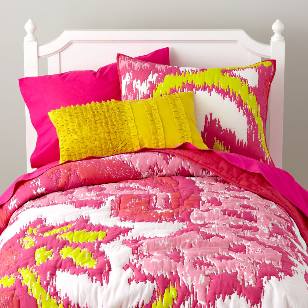 Pixel Paisley Bedding