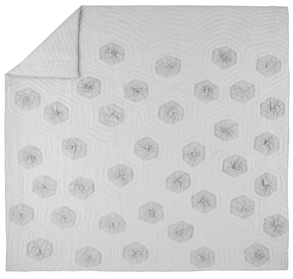 Antique Chic Quilt (Twin)