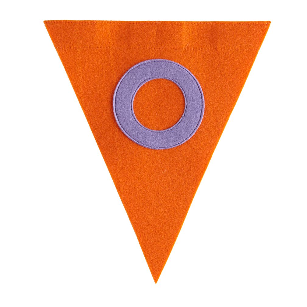 O Print Neatly Pennant Flag (Girl)
