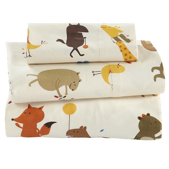 Bright Eyed, Bushy Tailed Toddler Sheet Set in Toddler Bedding 