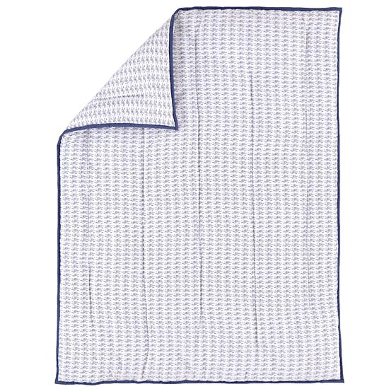 Bedding_CR_Fineprints_Fish_Blanket_LL