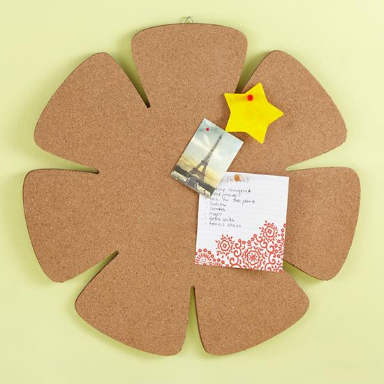 Corkboard_Daisy_0611