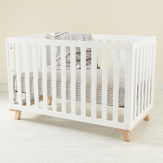 Crib_Modern_WH_Med_1211