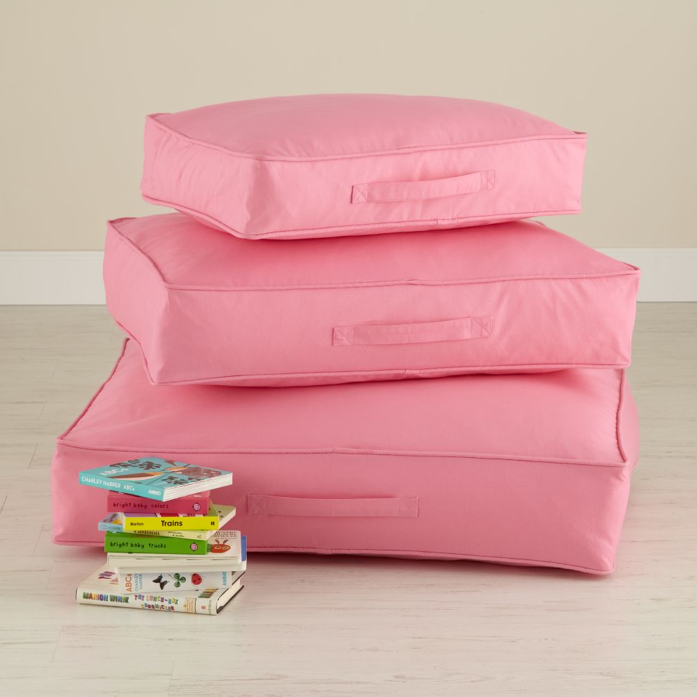 Laying Low Cushion (pink)