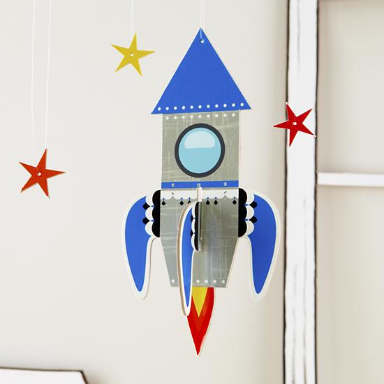 Decor_Hanging_Rocket_BL_LL_R