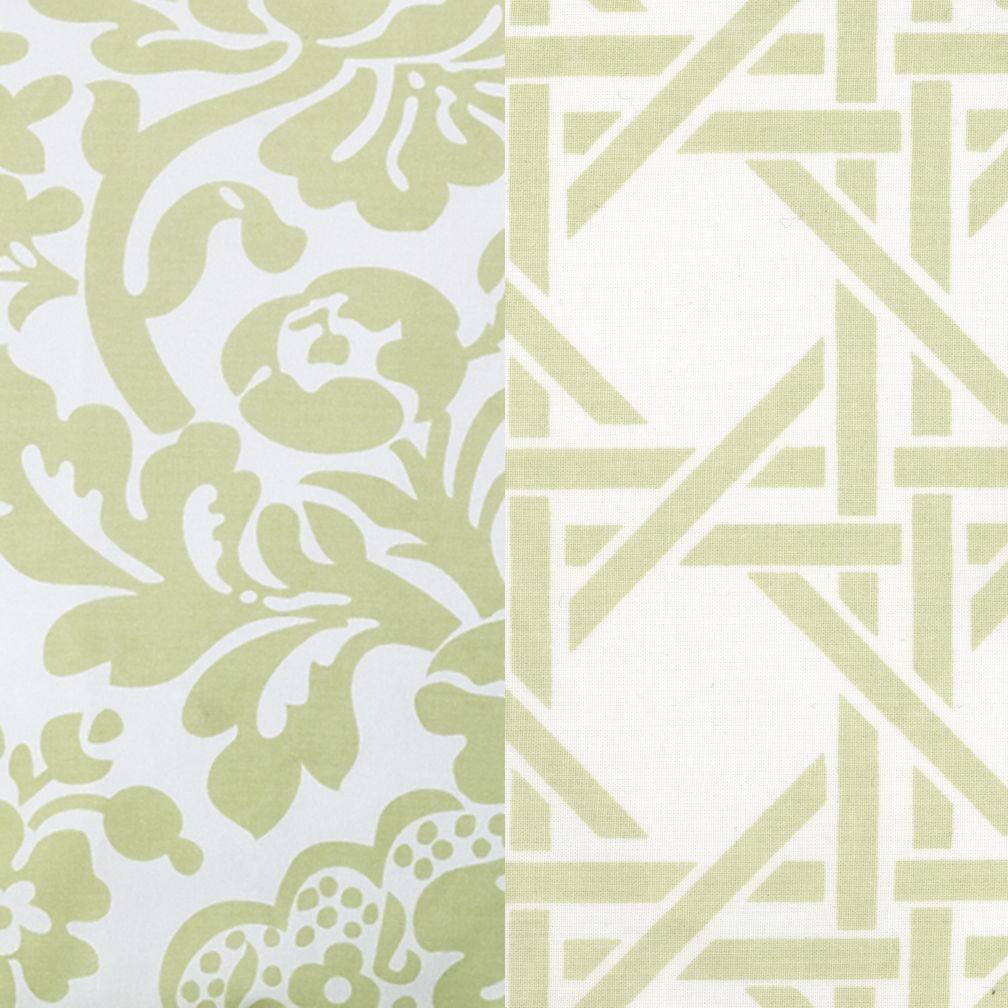 With a Flourish Crib Skirt (Green)