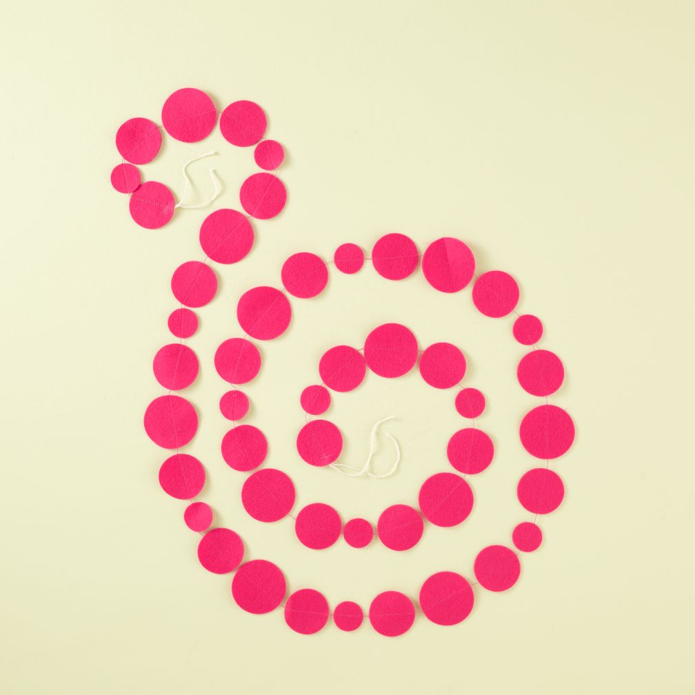 This Garland is Shaping Up (Hot Pink Circle)