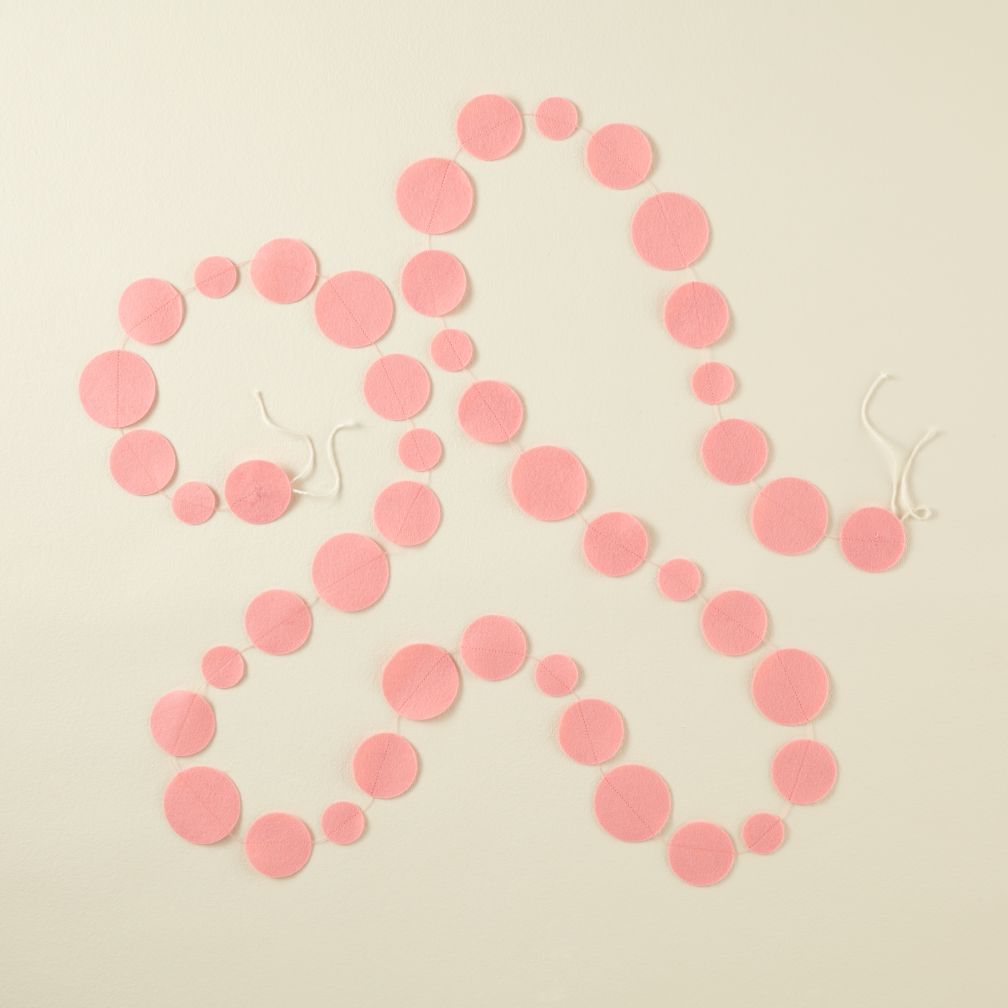 This Garland is Shaping Up (Light Pink Circle)