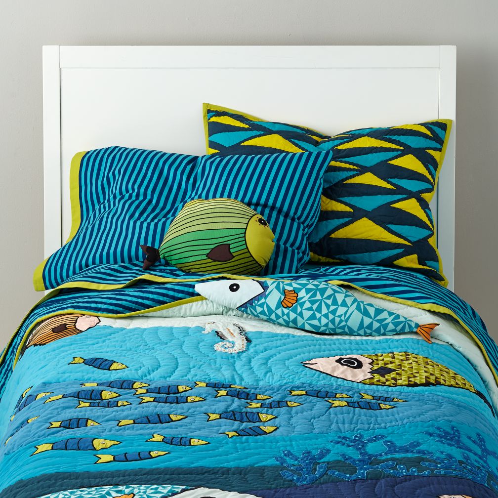 Oceanic Bedding
