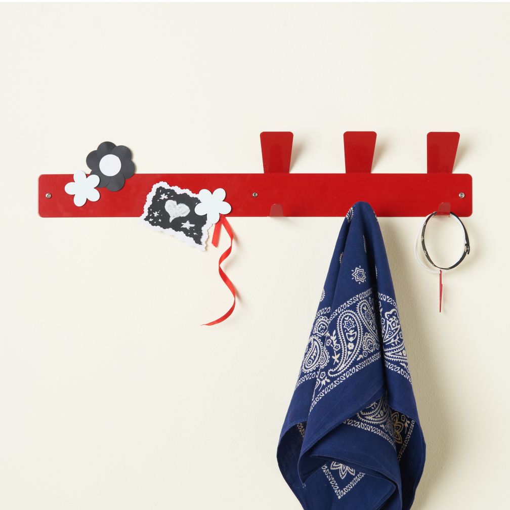 Every Which Way Magnet Hook Strip (Red)