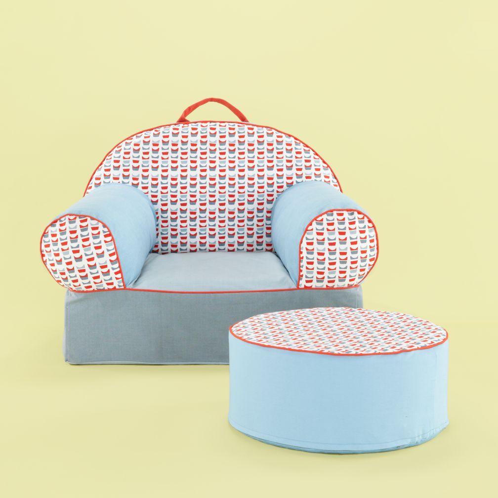 Clothesline Nod Chair and Ottoman
