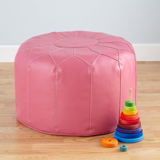 Seating_Pouf_PI_V2_1211