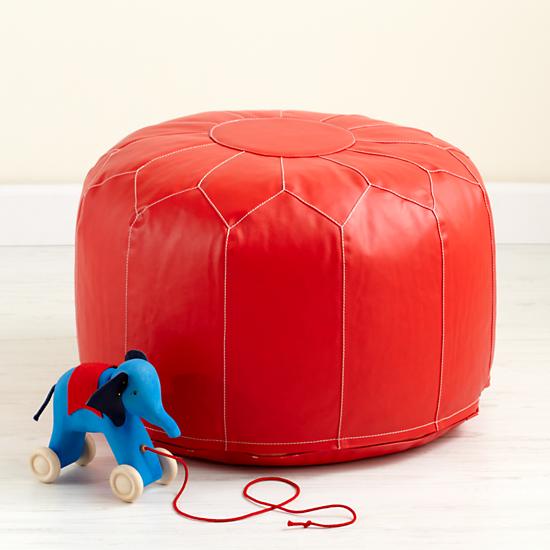 Seating_Pouf_RE_V2_1211