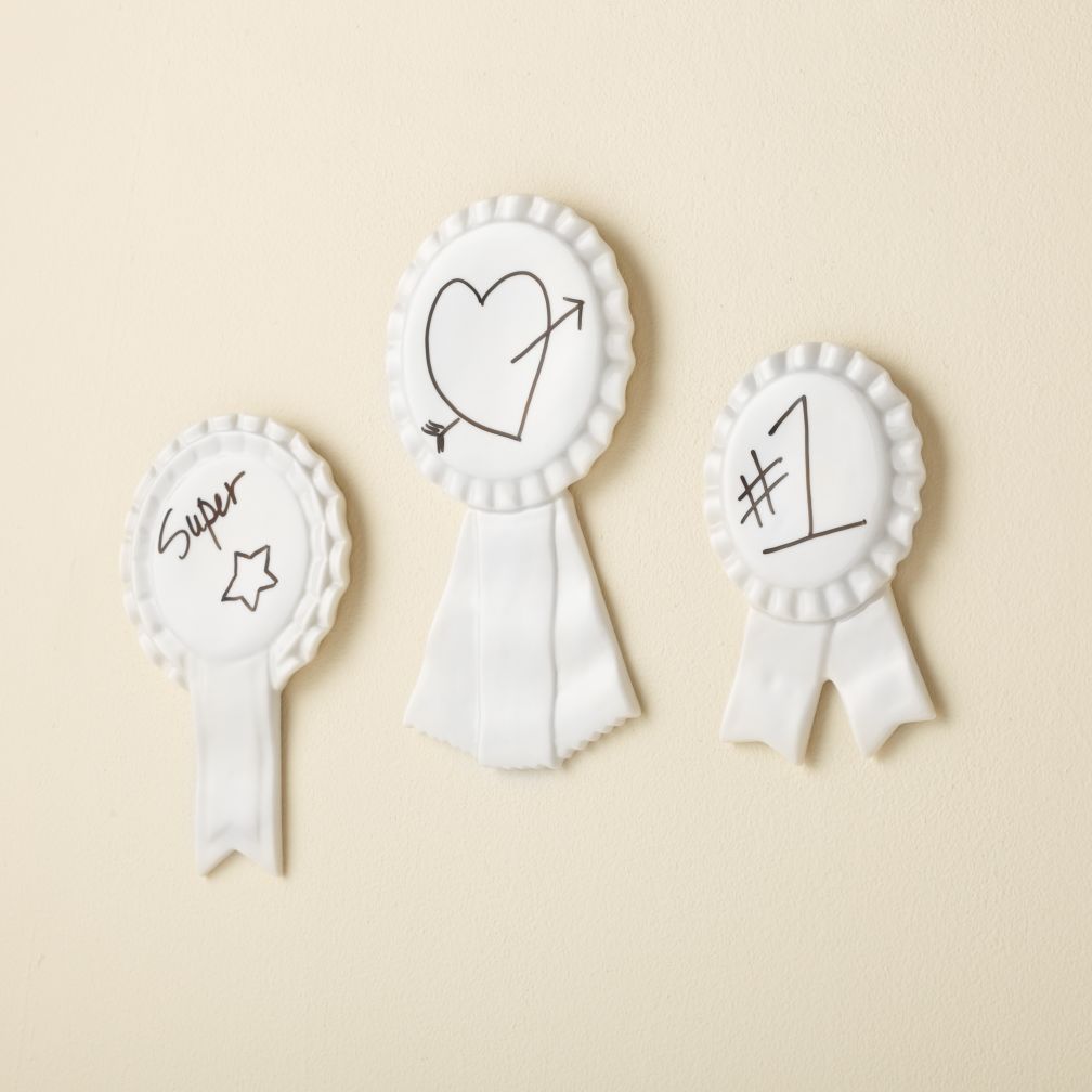 Award Ribbon Wall Décor (Set of 3)